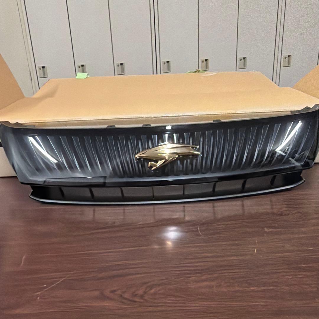 ハリアーフロントグリル ブラック
