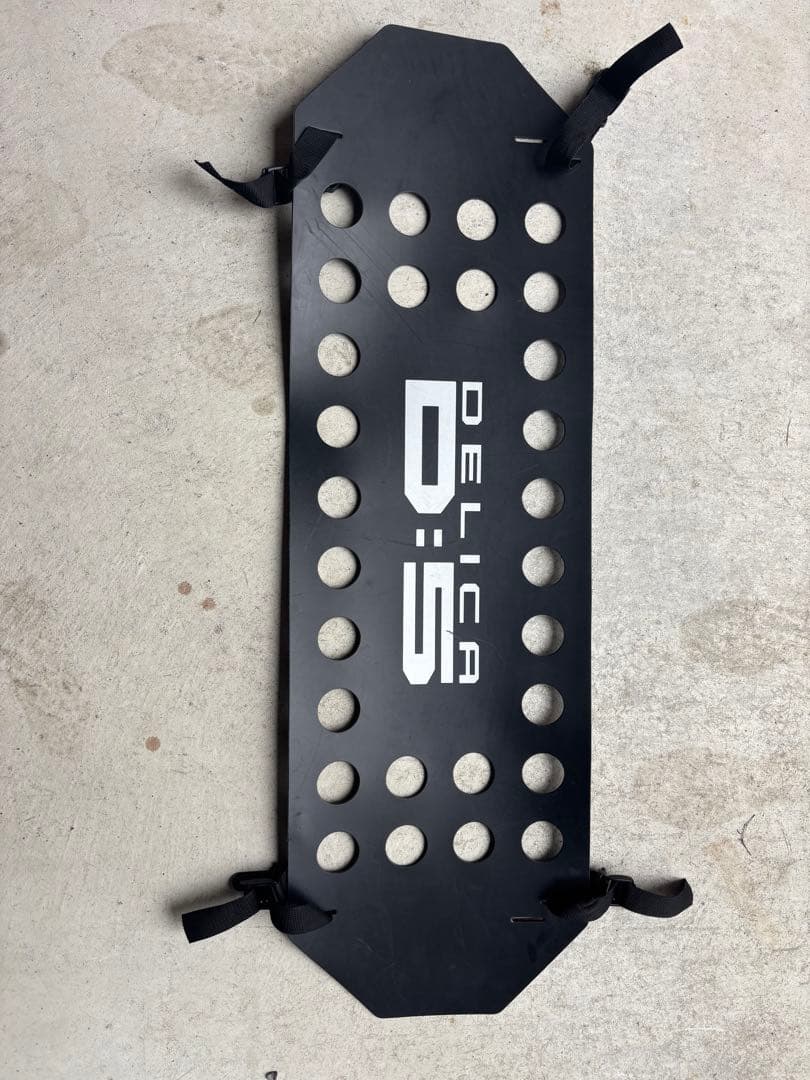 【デリカD:5】純正アクセサリー　カーゴフェンス