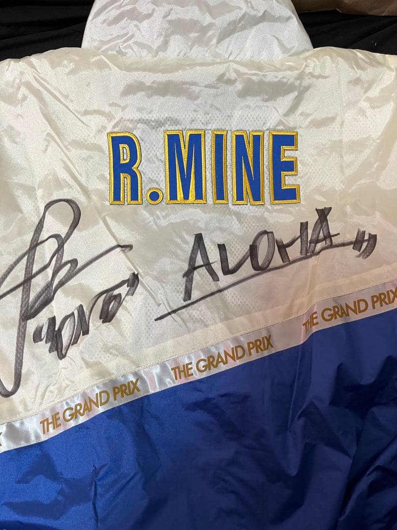 峰竜太 gpジャンパー レプリカ サイン入り M-L ボートレース 峰 竜太選手 SGジャンパー サイン入 ボートレース ボートレーサー SG