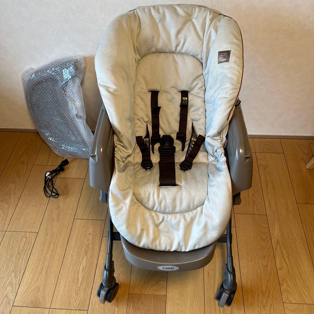 おまけ追加)Combi ネムリラ AUTO SWING 電動ハイローチェア - メルカリ