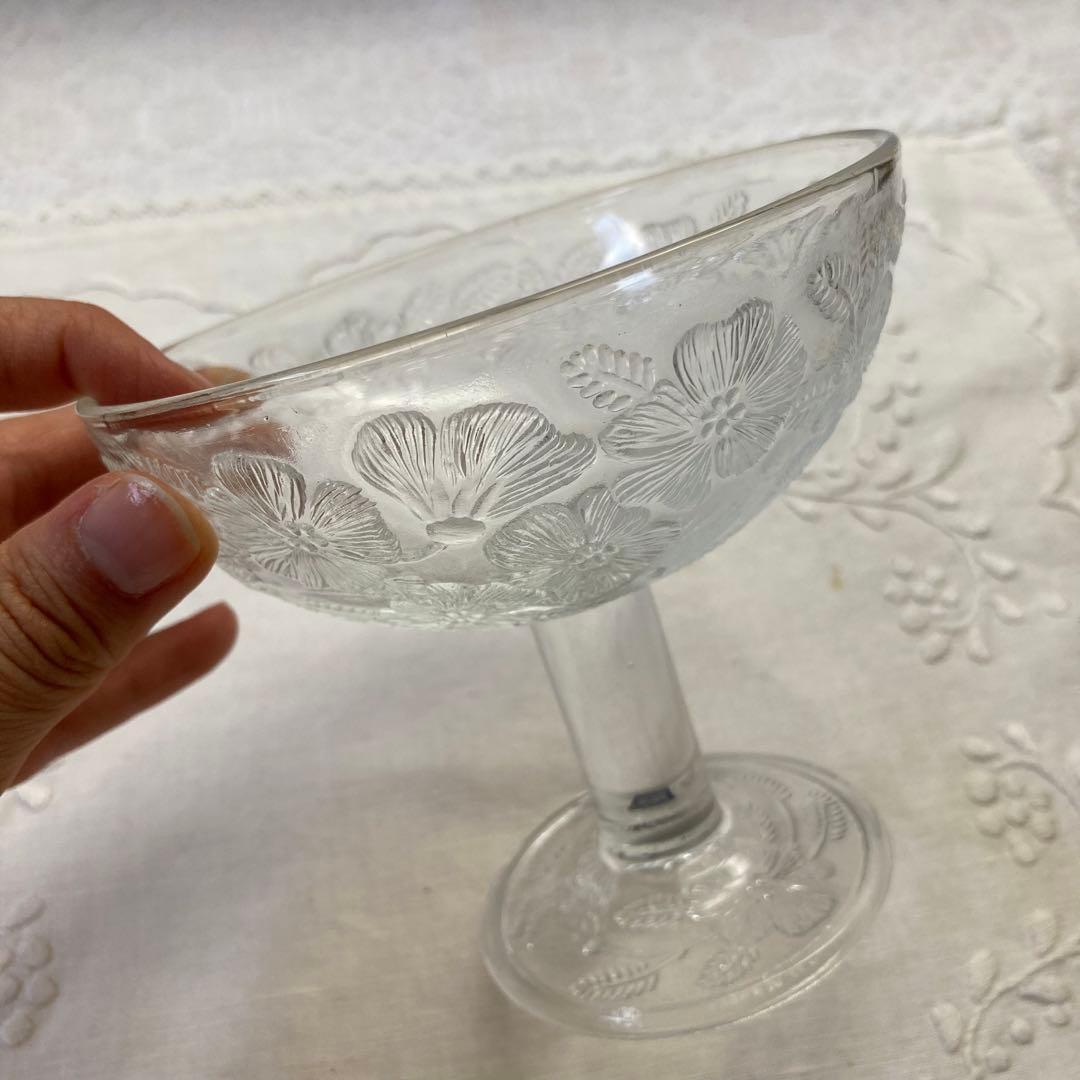 AZ174 ARABIA社 アラビアクリスタル お花柄エンボスガラスのコンポート