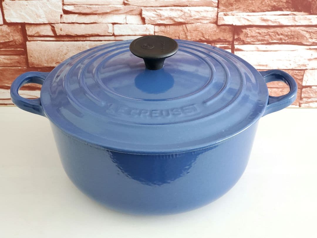 【美品】ル・クルーゼ　ココットロンド　20㎝　旧ブルー