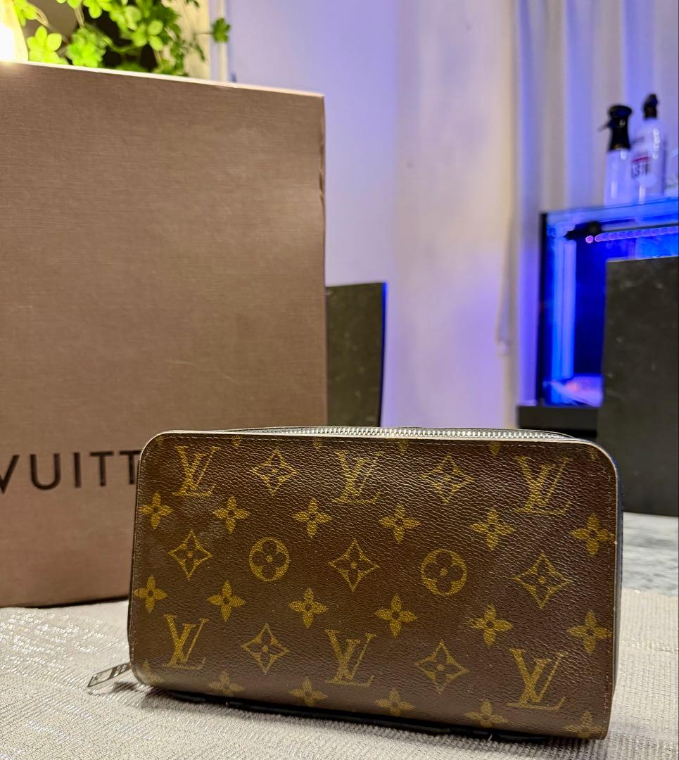 ルイヴィトン モノグラム マカサー ジッピーXL 長財布 クラッチバッグ