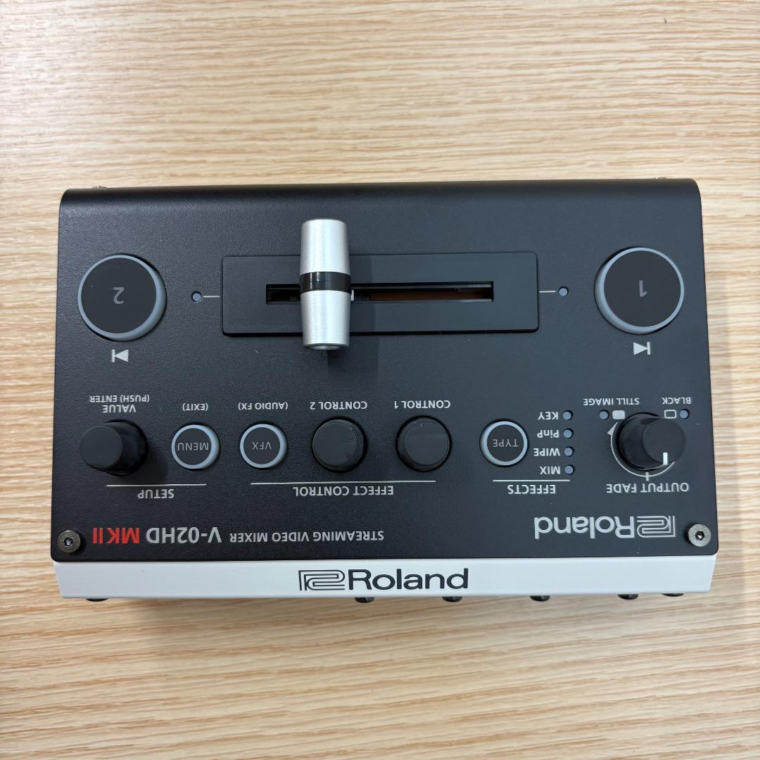 《極美品》Roland V-02HD MK II ストリーミングビデオミキサー