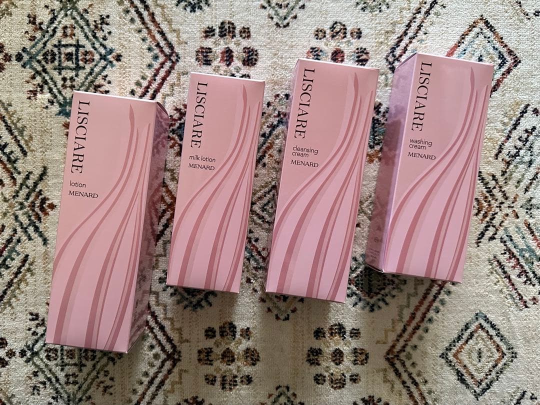 メナードリシアル4本セット