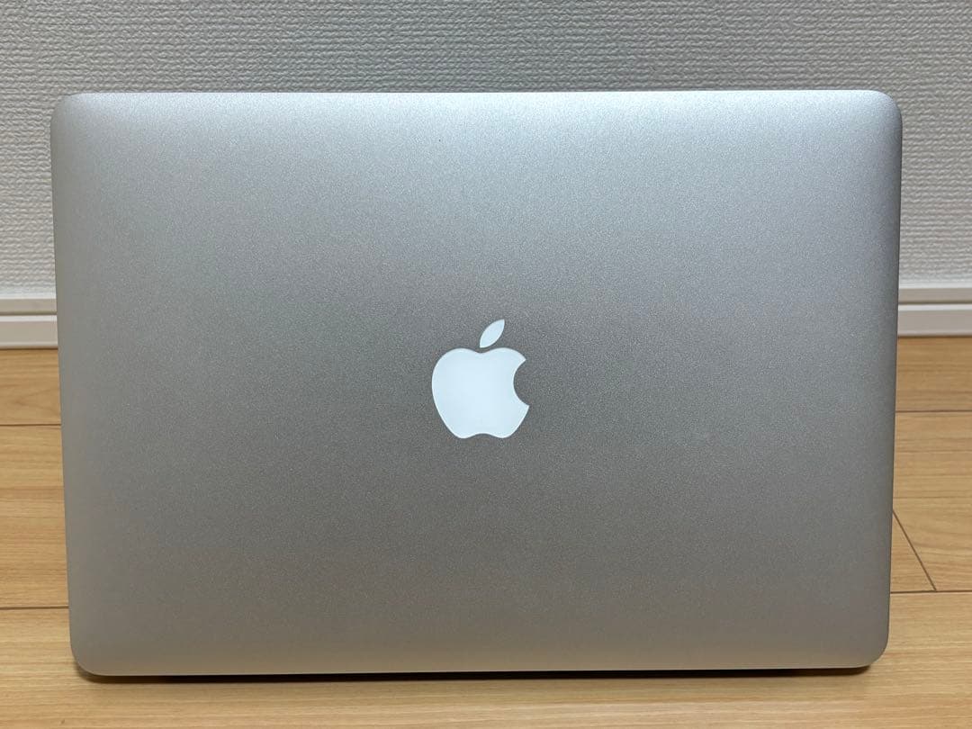 Apple MacBook Air ［MD761J/A］ Mid 2013モデル