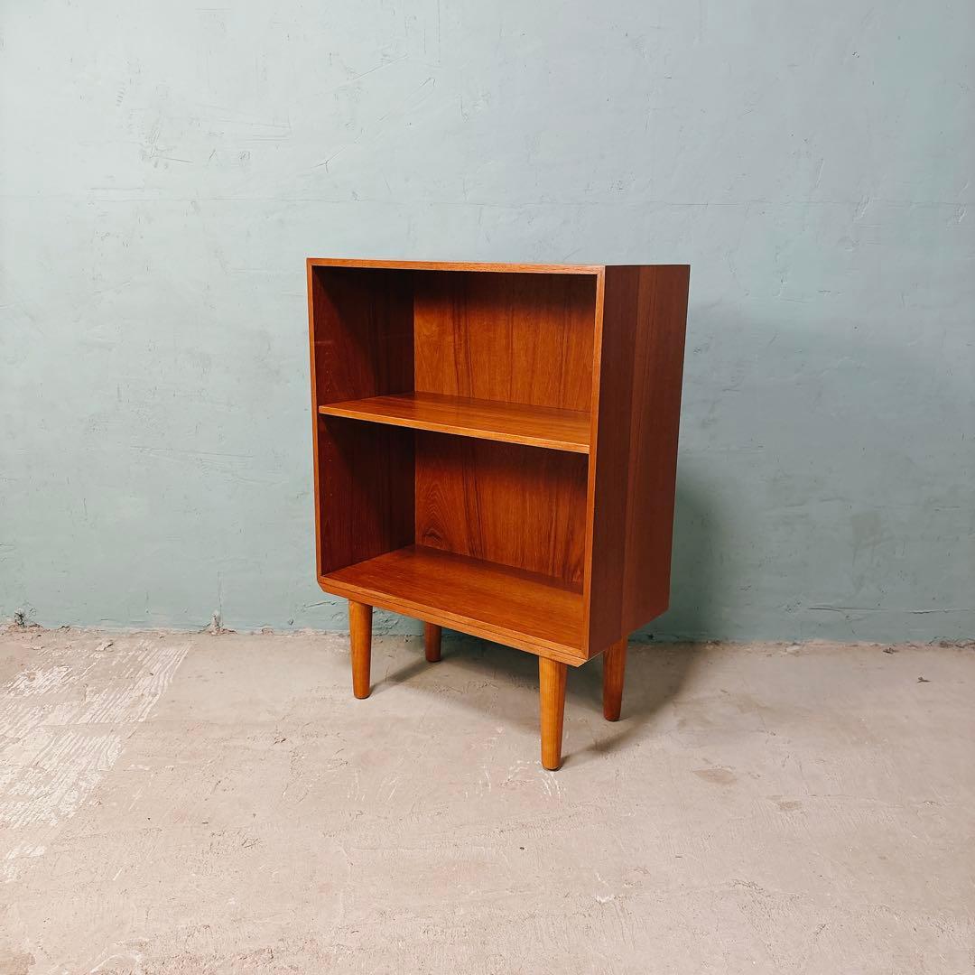 デンマーク　チーク材　ブックシェルフ　北欧家具　北欧ビンテージ 値下げ/デンマーク製のチーク材を使用したブックシェルフです