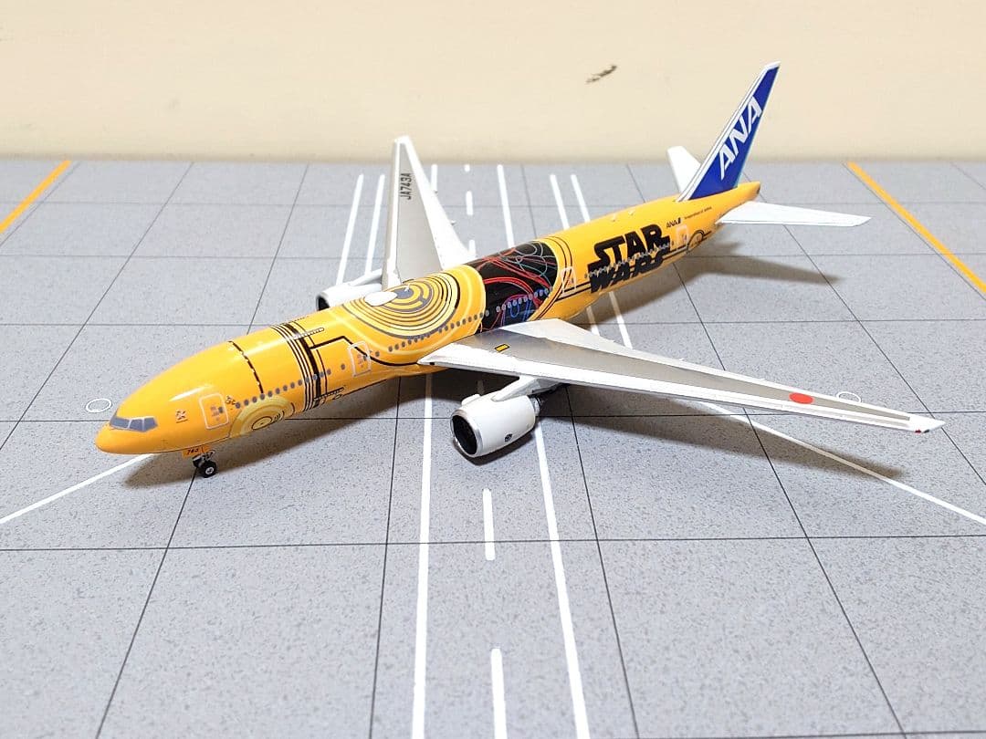 【ANA B777-200ER 1/400 スター・ウォーズ JA743A】 1/400 B777-200ER ANA STAR WARS/スターウォーズ C-3PO JA743A