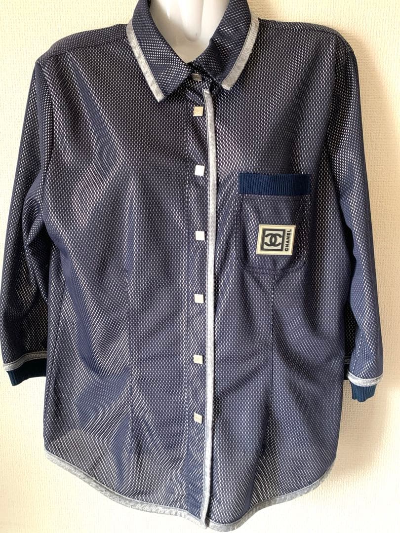 ✨CHANEL ココマークshirtブラウスお洒落で可愛い❣️