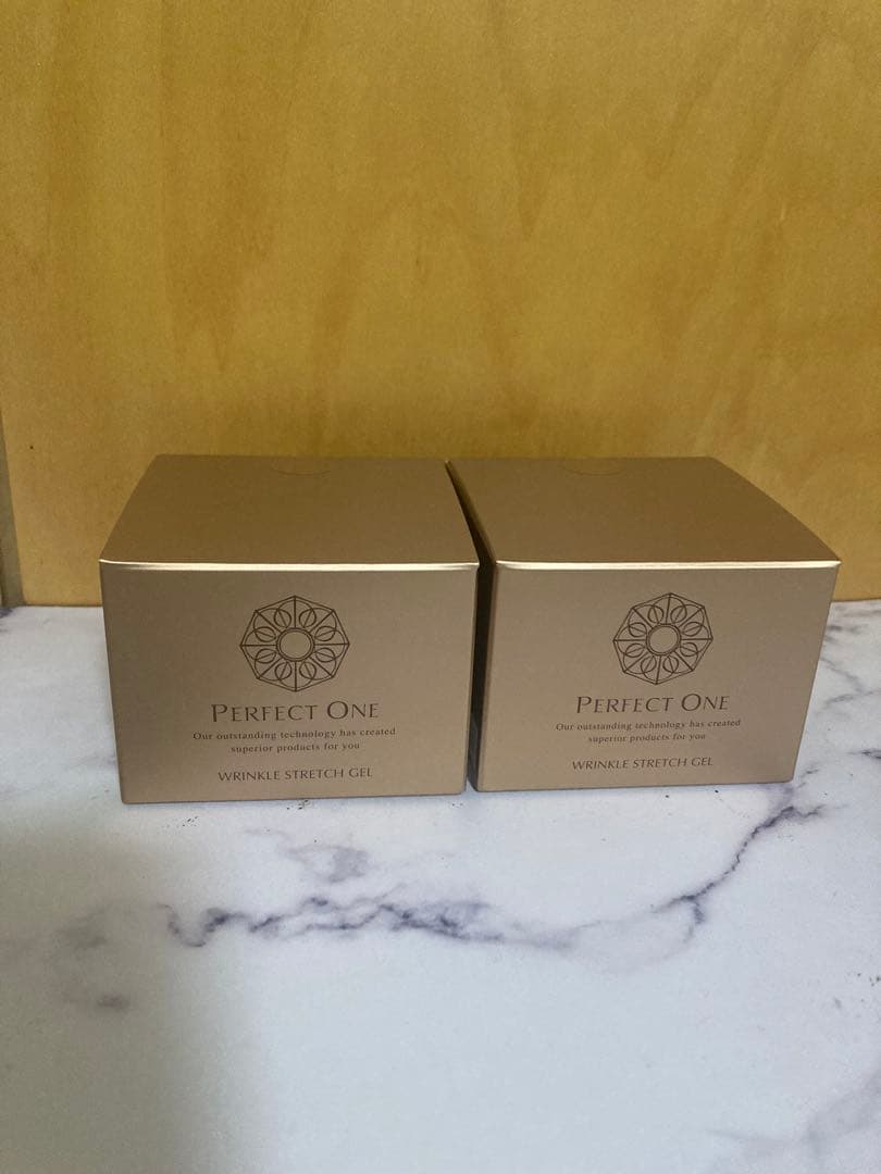 【新品未開封品】パーフェクトワン　薬用リンクルストレッチジェル　50g ×２個