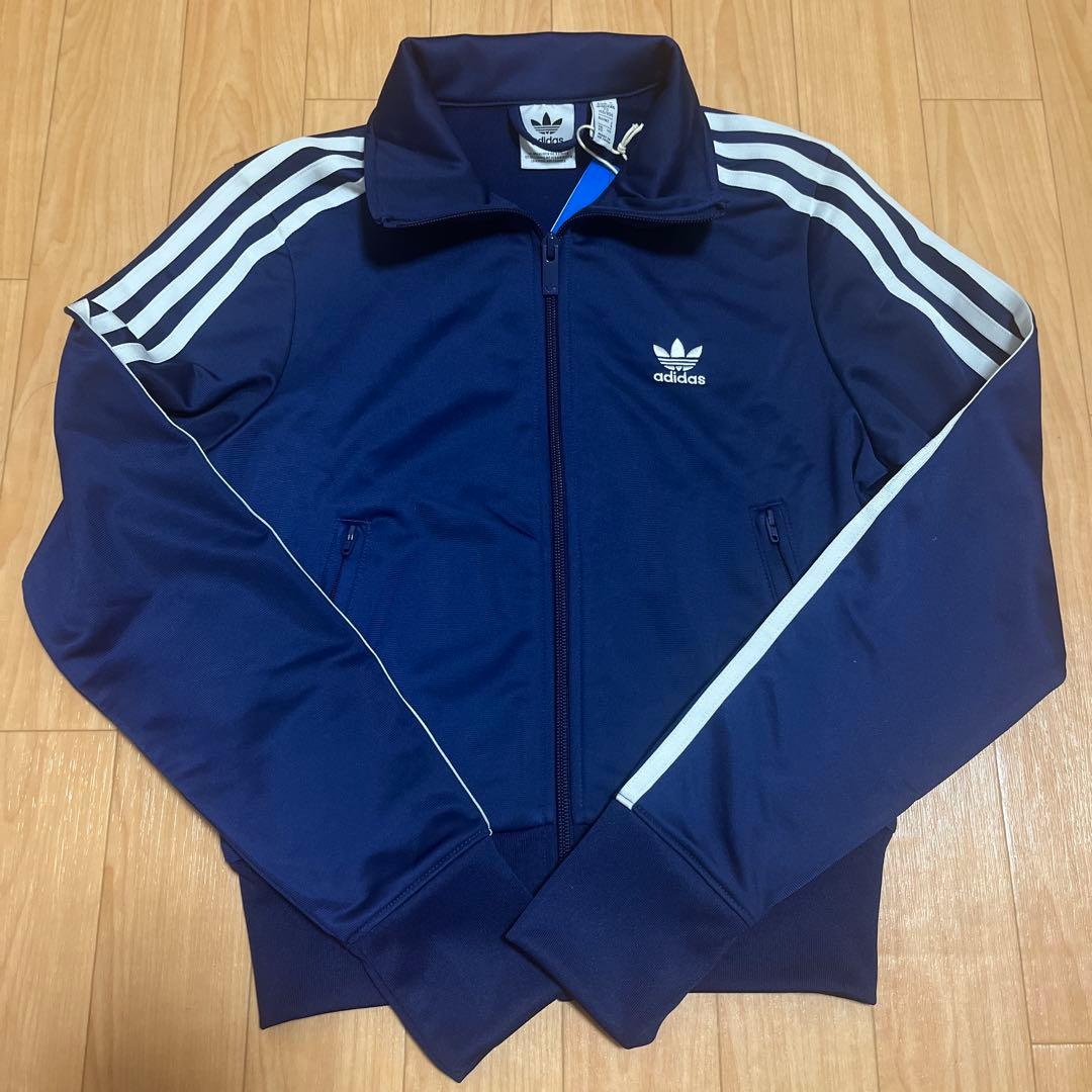 adidas アディダス　トラックジャケット
