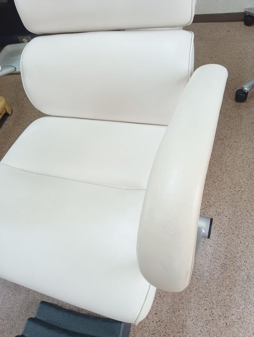 取りに来れる方限定】タカラベルモントシャンプー台 フロアステップ