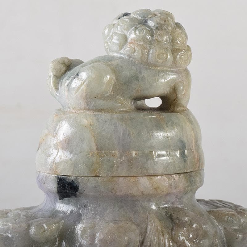 中国 玉石翡翠彫刻 獅子摘 龍刻 双耳遊環 飾壷 香炉 唐木
