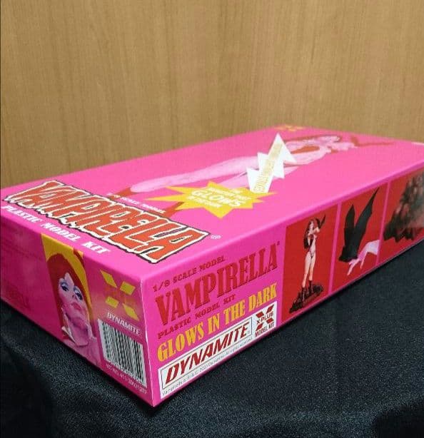 ヴァンピレラ 　モデルキット　限定品