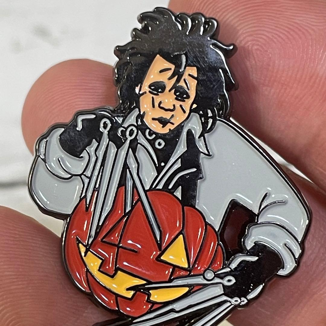 025 ピンバッジ ピンズ シザーハンズ 映画 洋画 映画グッズ ジョニー