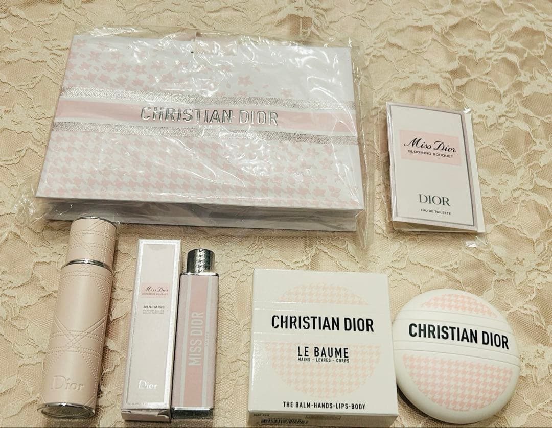 Dior ブルーミングブーケ アトマイザー ミニミス ルボーム ショッパー付き