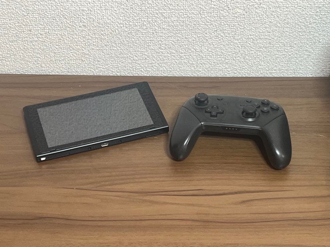【箱/ジョイコン無し】Nintendo Switch＆Proコン