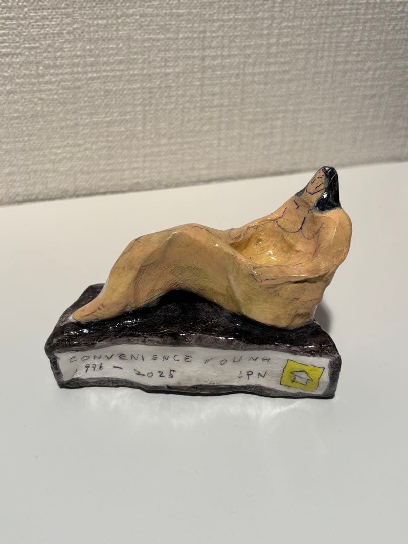 convenience young オブジェ