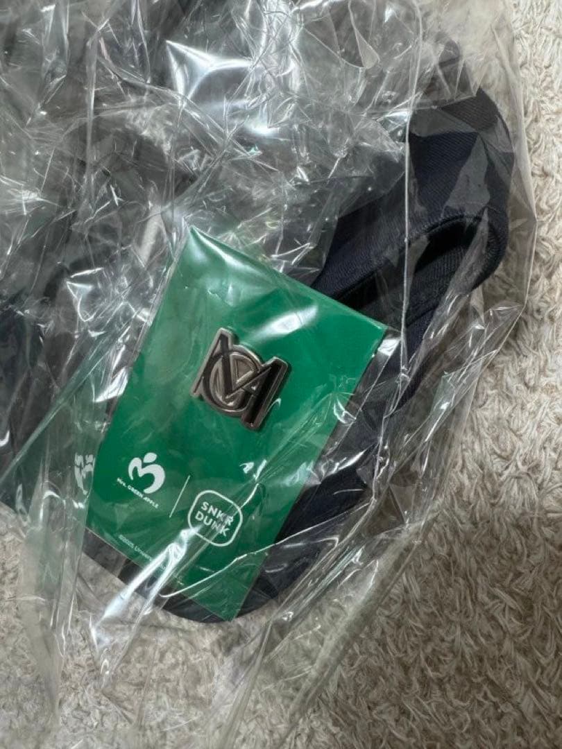 ミセス スニダン キャップ ニューエラ ネイビー ピンズ付き - メルカリ