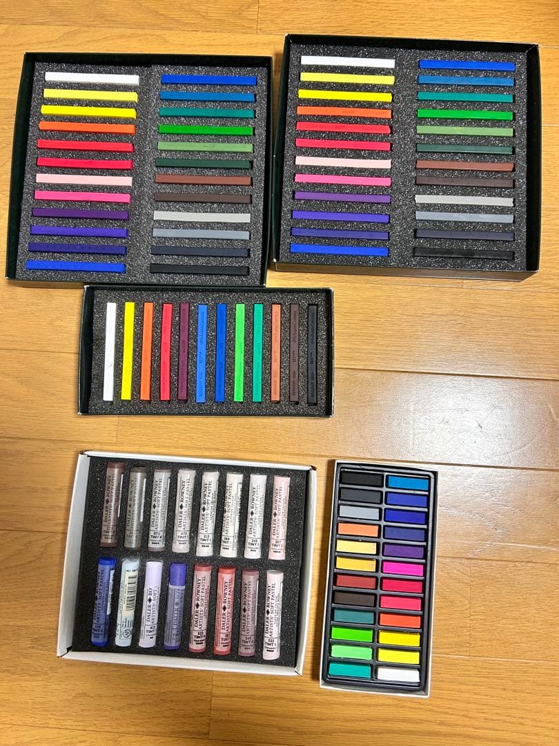 パステル 100本 ポリクロモス、他 TFCF-G110060 ポリクロモス 色鉛筆 Faber Castell 芯色セット(10色以上