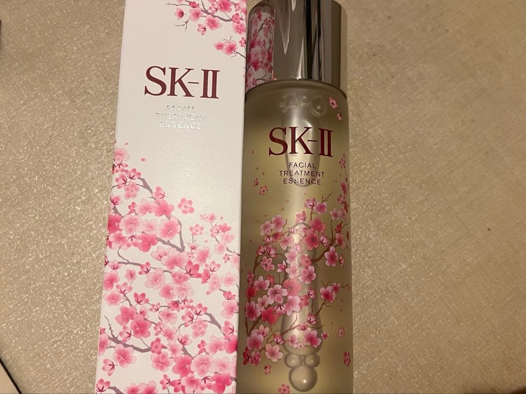 最終値下げ　SK-II 桜デザインフェイシャルトリートメントエッセンス230ml