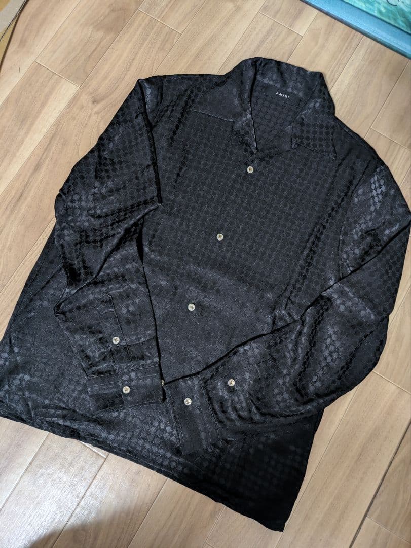 ハマダ　AMIRI/アミリ　ロゴ総柄レーヨンシャツ 新品・本物 【AMIRI (アミリ) 】ペイズリー柄 バックロゴプリント 長袖