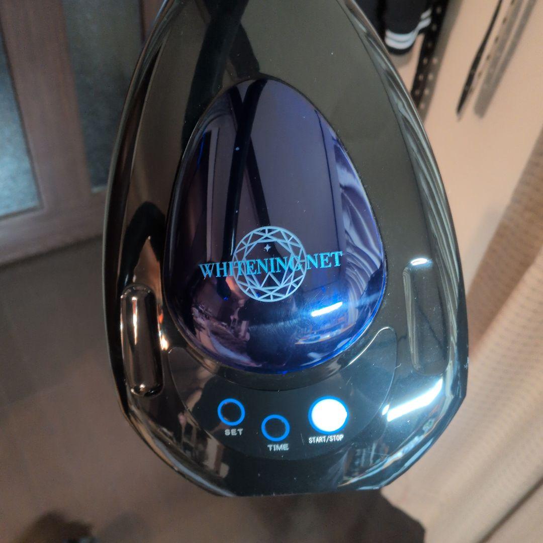最新　ホワイトニング 美品✨　ブラック　ホワイトニングマシーン