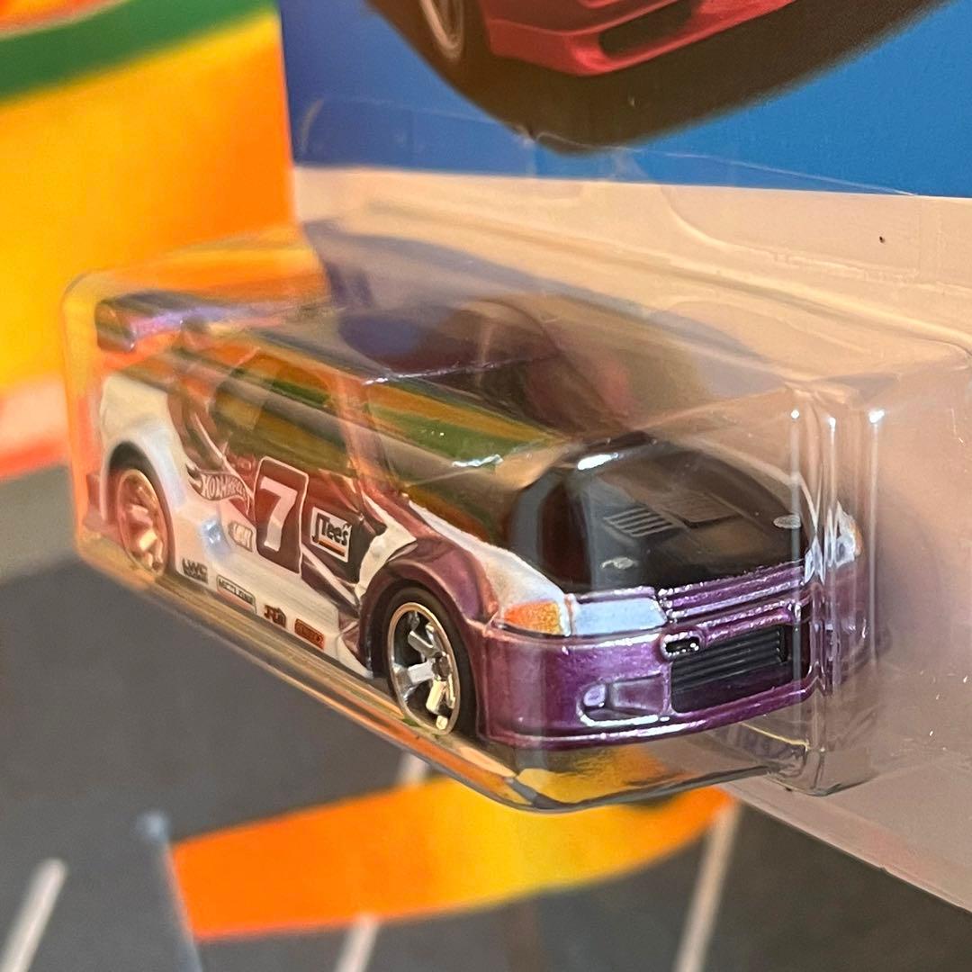 ホットウィール レジェンドツアー GT-R R32 スカイライン ニッサン