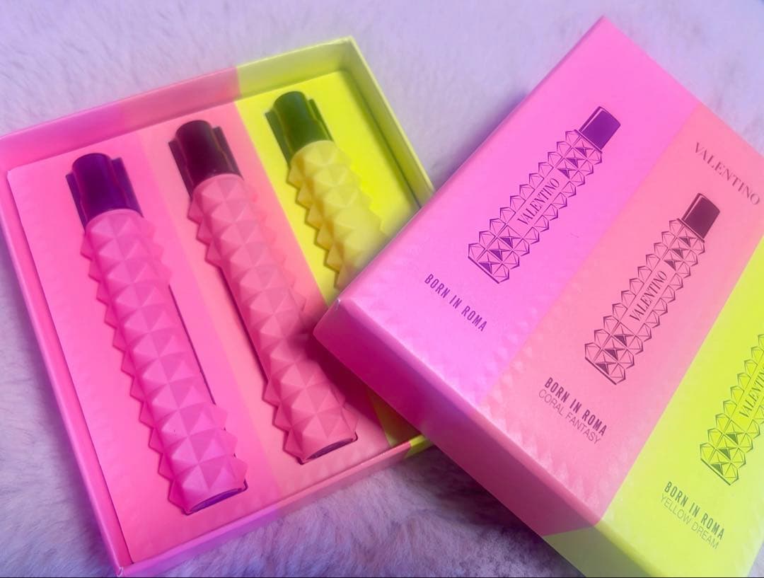 新品未使用♡ヴァレンティノ ドンナ ボーン イン ローマ トリオ 24