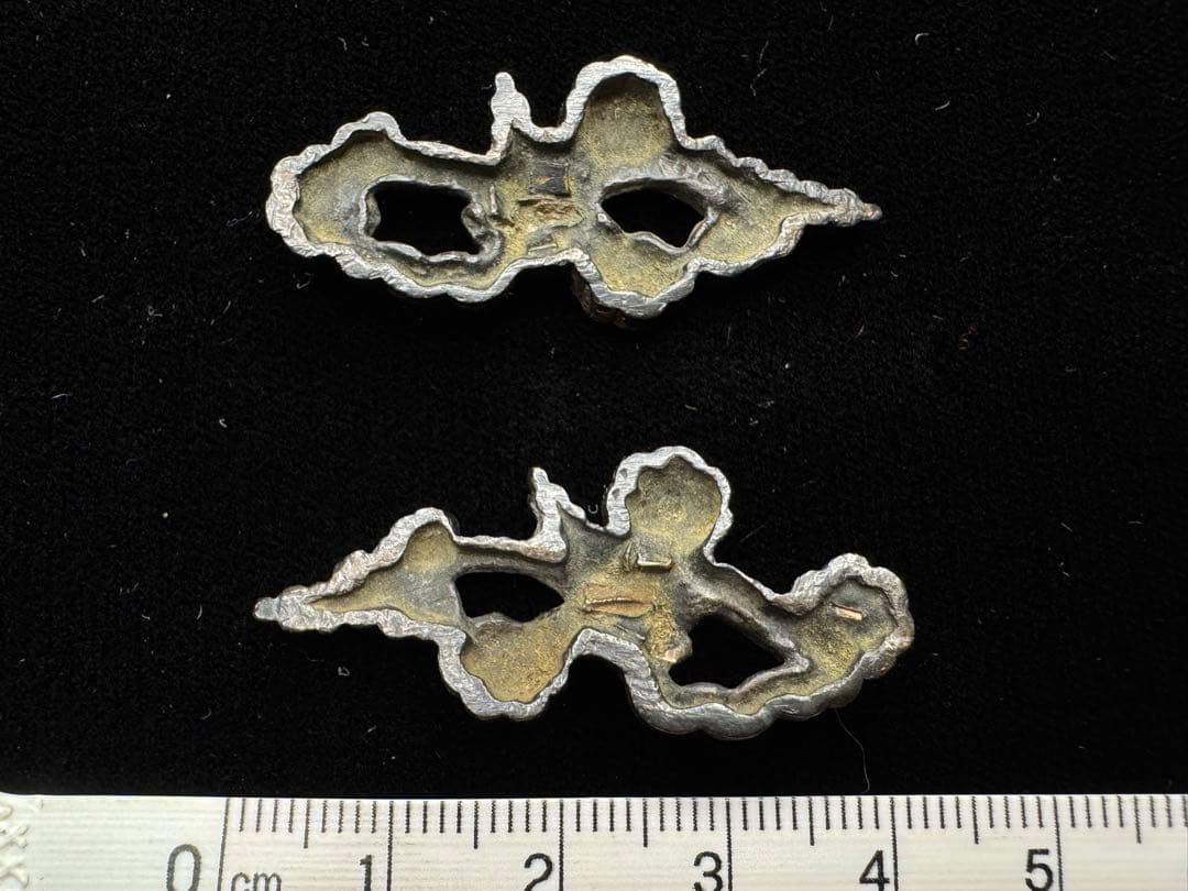 目貫 無銘 赤銅地 山葵図 桐箱 日本刀 刀装具 骨董 古美術 江戸