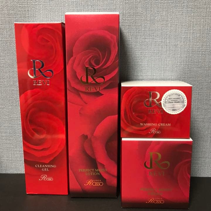 【基礎化粧品 4点セット】REVI ルヴィ ローション クレンジング クリーム たるみ解消でリフトアップ】REVI 大人気セット – REVI（ルヴィ）webstore