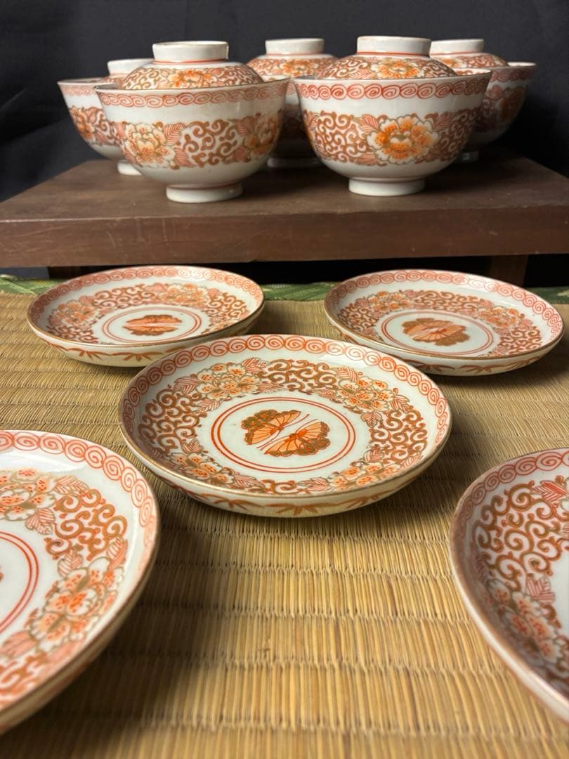 伊万里焼 蓋付飯茶碗×5小皿 ×5セット湯-① 第一陶器 翔山窯 蓋付き湯呑み揃 5客セット 湯飲み茶碗 金彩 古伊万里