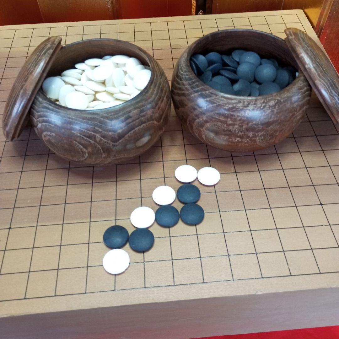 本格囲碁盤 本榧 碁盤囲碁 ヘソあり美品 高級品昭和レトロ 脚付囲碁盤
