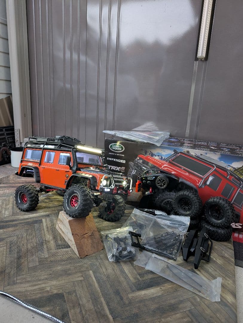 Traxxas　TRX-4 ディフェンダー　クローラーラジコン　トラクサス