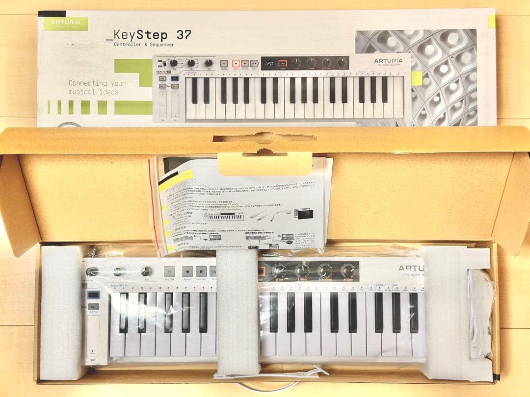 Arturia KeyStep 37 MIDIキーボード ほぼ新品 付属品完備