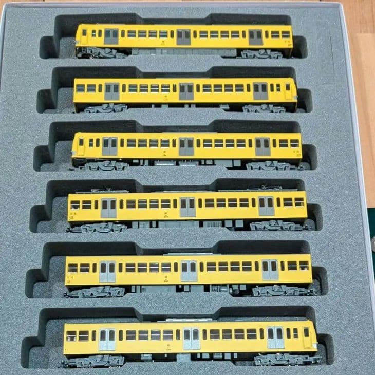 西武鉄道新101系新塗色2両先頭車セット＋4両増結セット　未開封説明書シール付き 西武鉄道新101系新塗色2両先頭車セット＋4両増結セット 未開封説明書