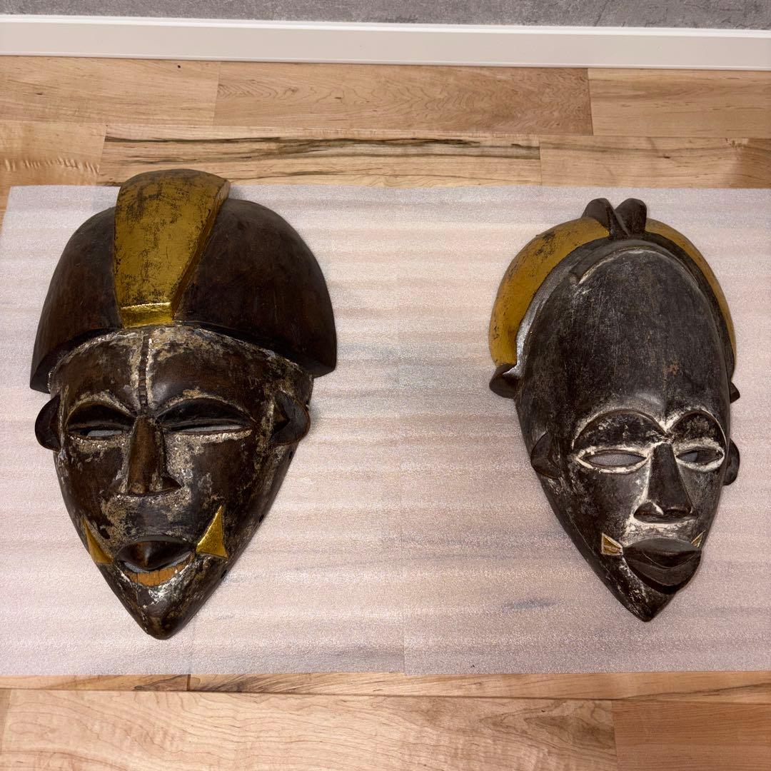 アンティーク木彫の仮面