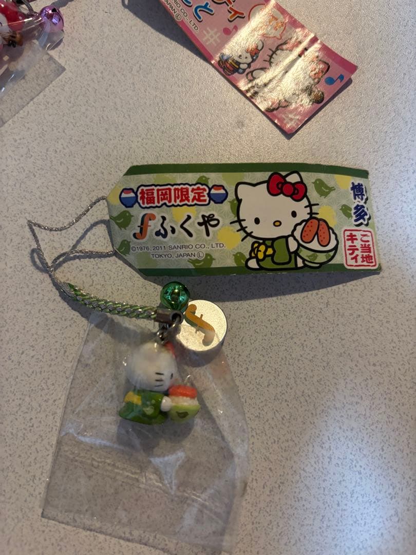 ハローキティ　ストラップ　ご当地キティ　博多　ふくや　福岡限定　サンリオ 福岡×ご当地キティ根付け | あすなろ舎