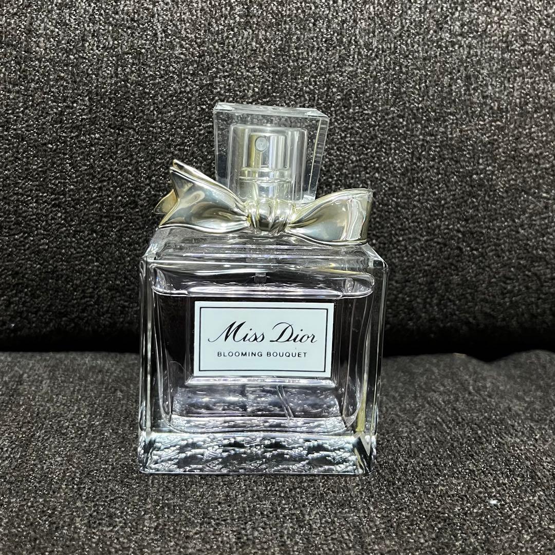 ミスディオールオール　アブソリュートリーブルーミングEDP50mL