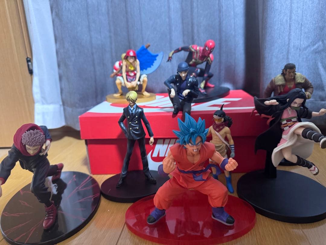 アニメキャラクター フィギュアセット