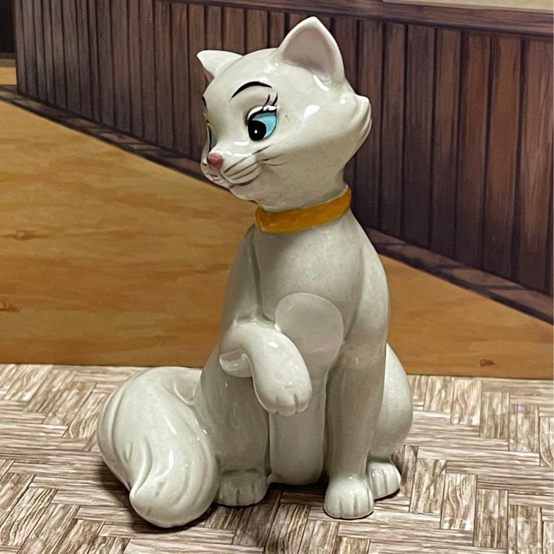 ディズニー おしゃれキャット ダッチェス 陶器製 フィギュア - メルカリ