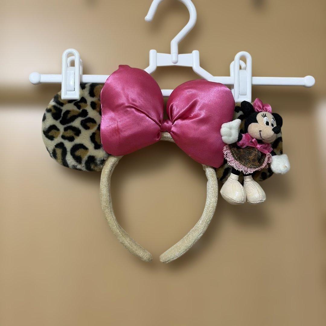 ミニーマウス ヒョウ柄カチューシャ - メルカリ