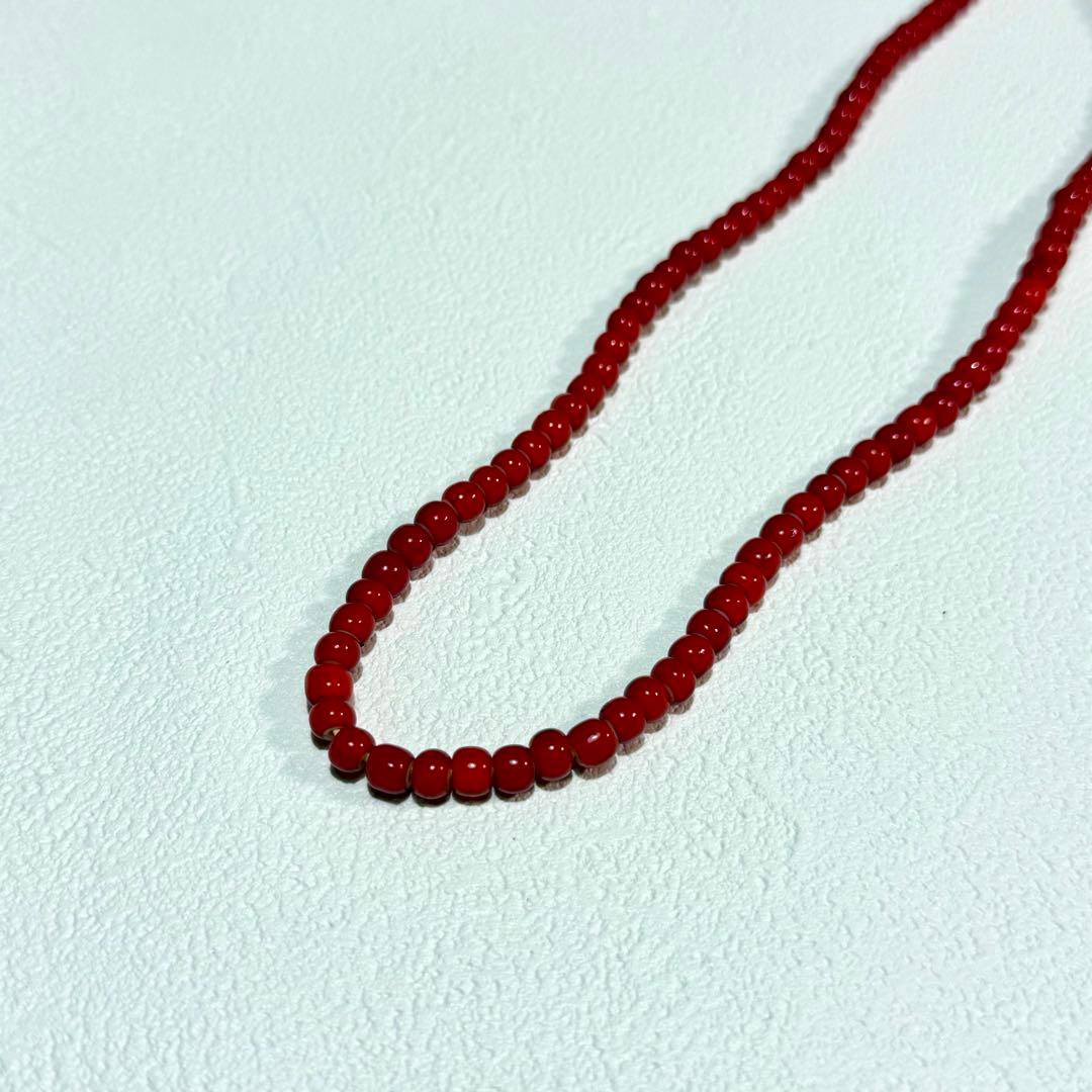 濃赤 ホワイトハーツビーズ 赤ビーズ一連 6.5mm ゴローズ - メルカリ