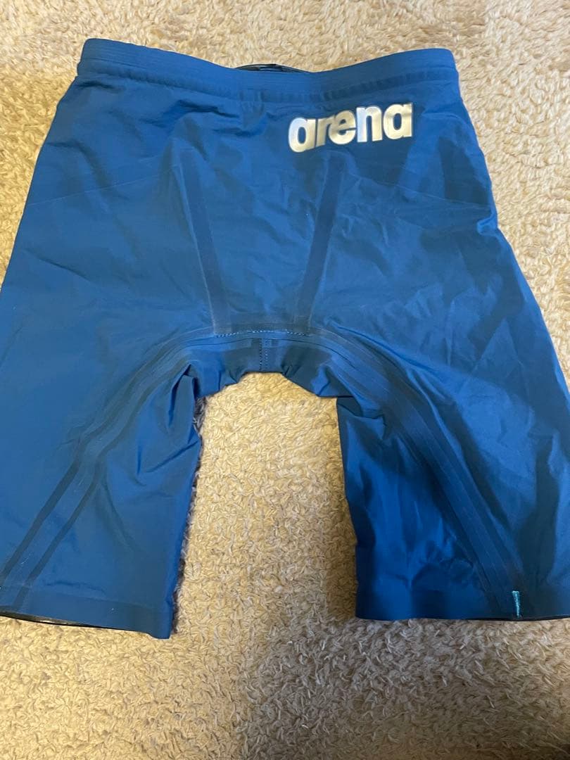 アクアフォースストーム　アリーナ　競泳水着