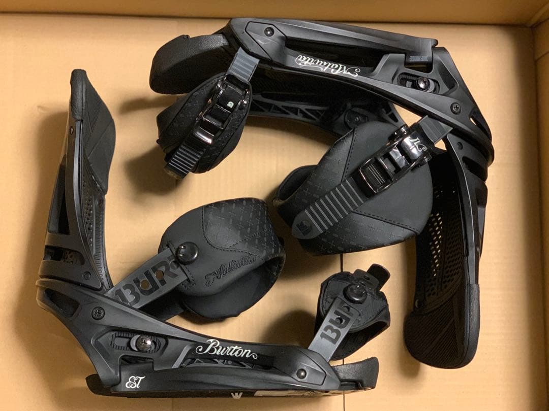 Burton Malavita EST ビンディング メンズ Mサイズ 黒色