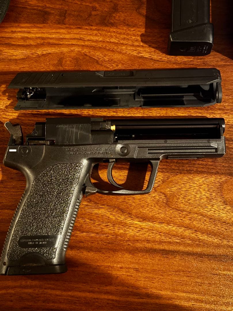 超 希少 東京マルイ H&K USP 40S&W電動ハンドガン＋100連射マガジン2個