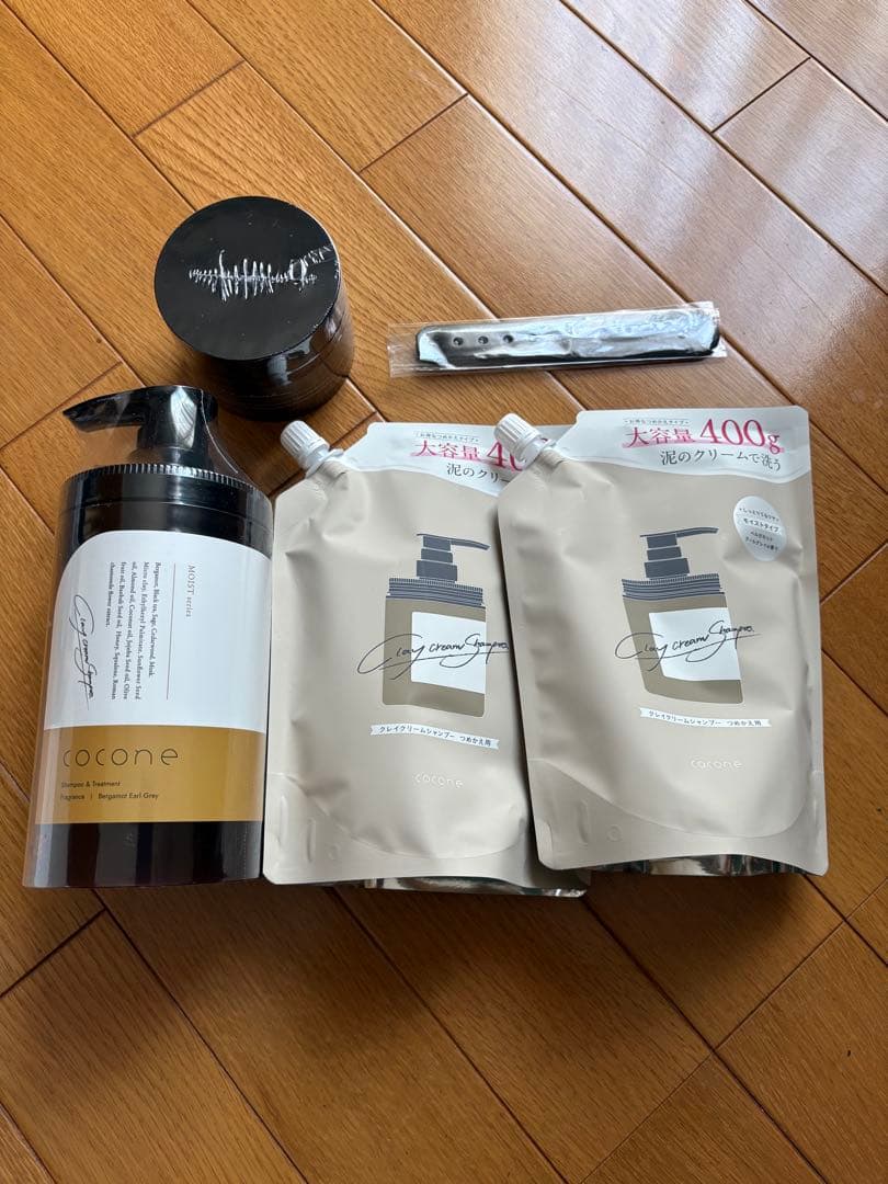 新品未開封／ココネクレイクリームシャンプー／本体1個・詰め替え2個・ヘアリペア