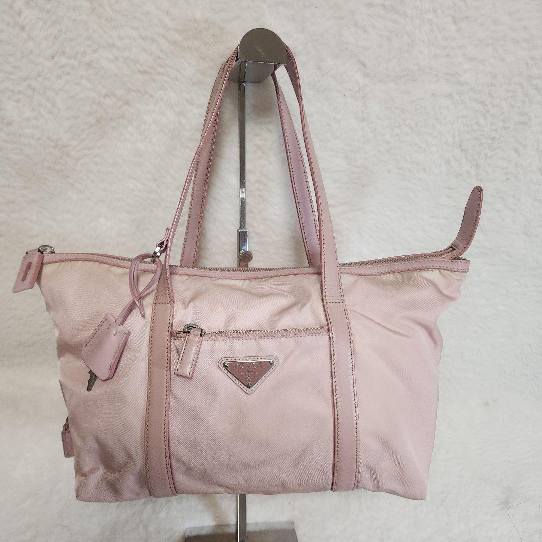 専売プラダ　ナイロン　レザー　バック　三角ロゴ　南京錠