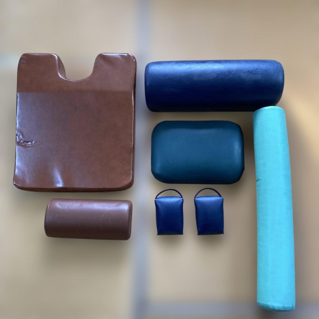 SO T 専用のディジョネット三角ブロック　頭蓋骨調整ボード　胸部ロール　他