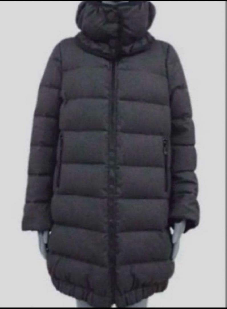 モンクレール　ダウン